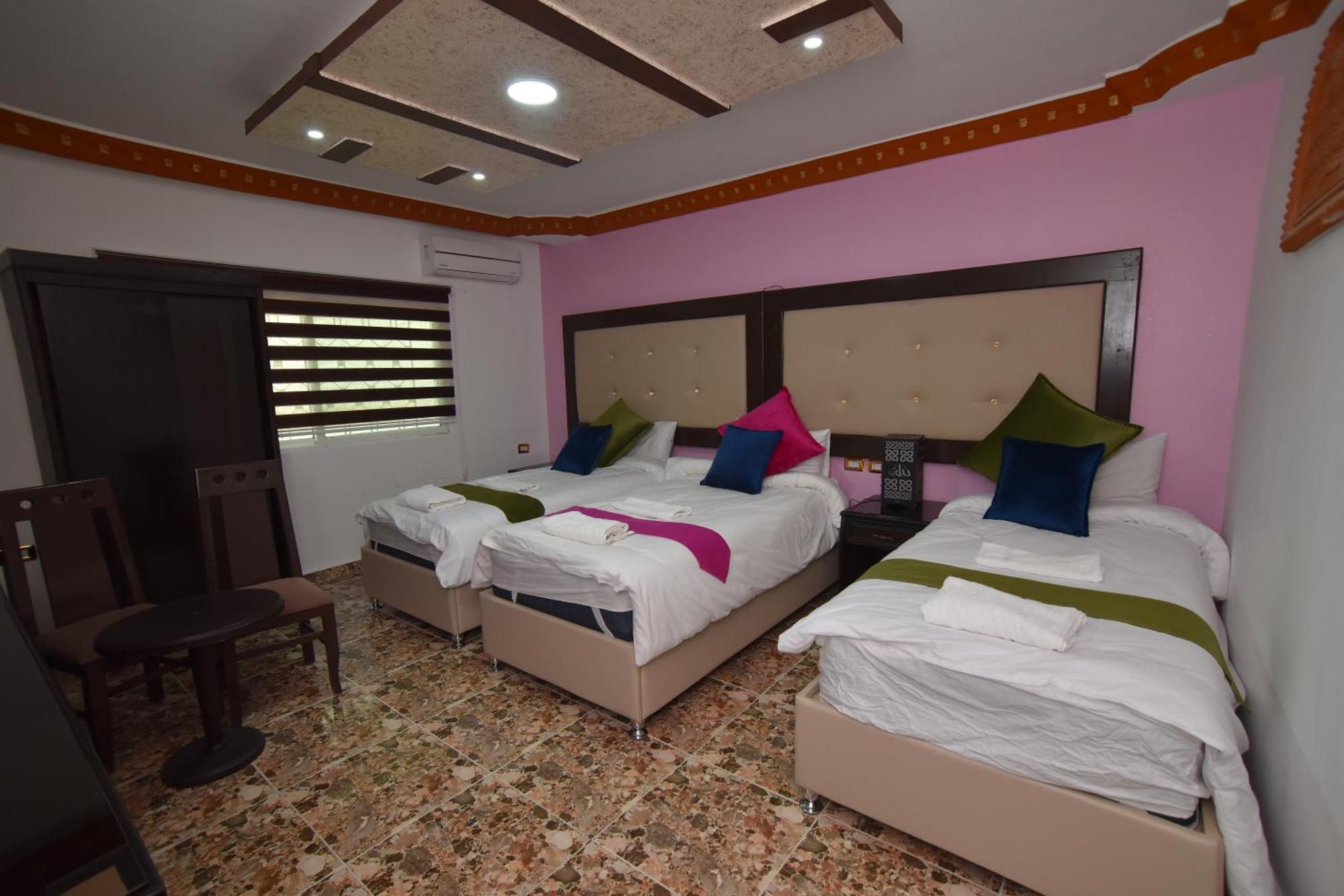 וואדי מוסא Petra Guests Hotel מראה חיצוני תמונה