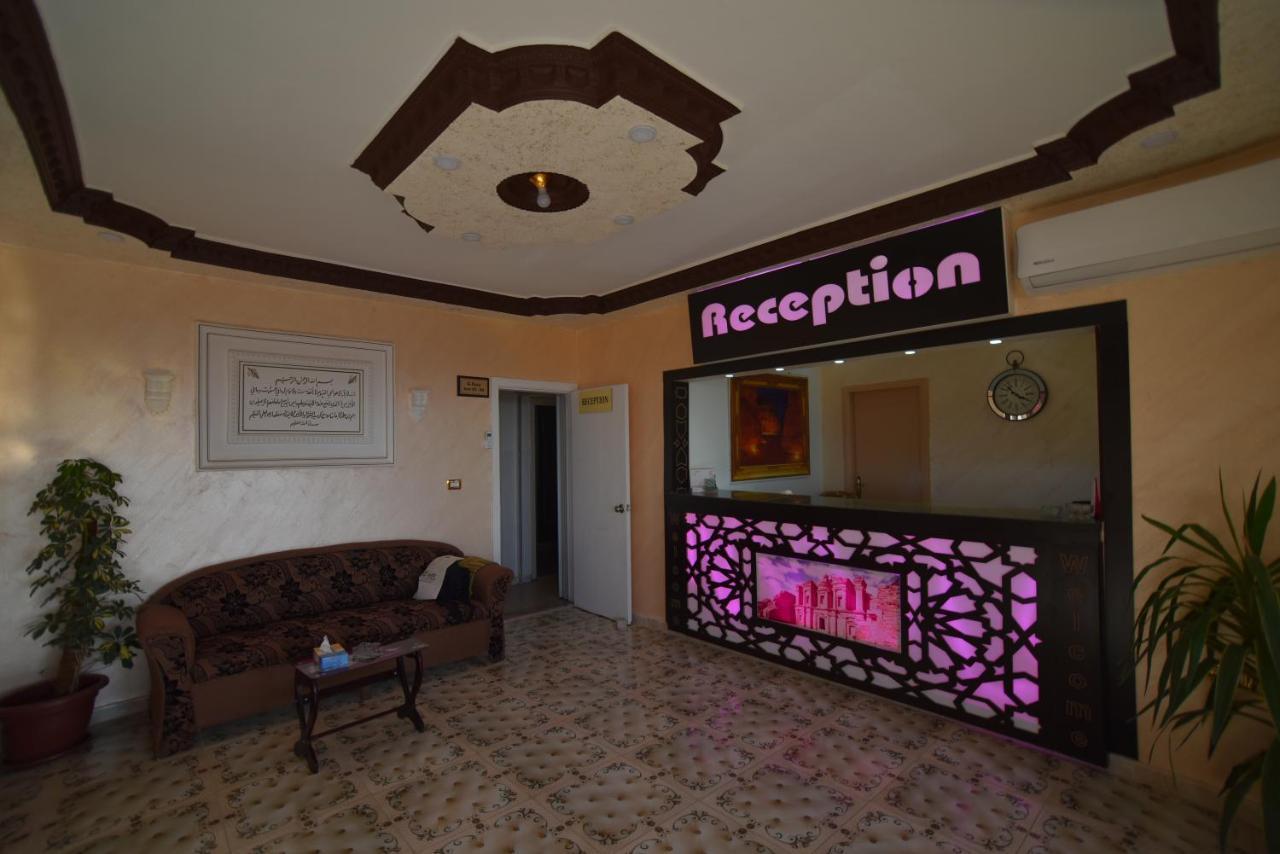 וואדי מוסא Petra Guests Hotel מראה חיצוני תמונה