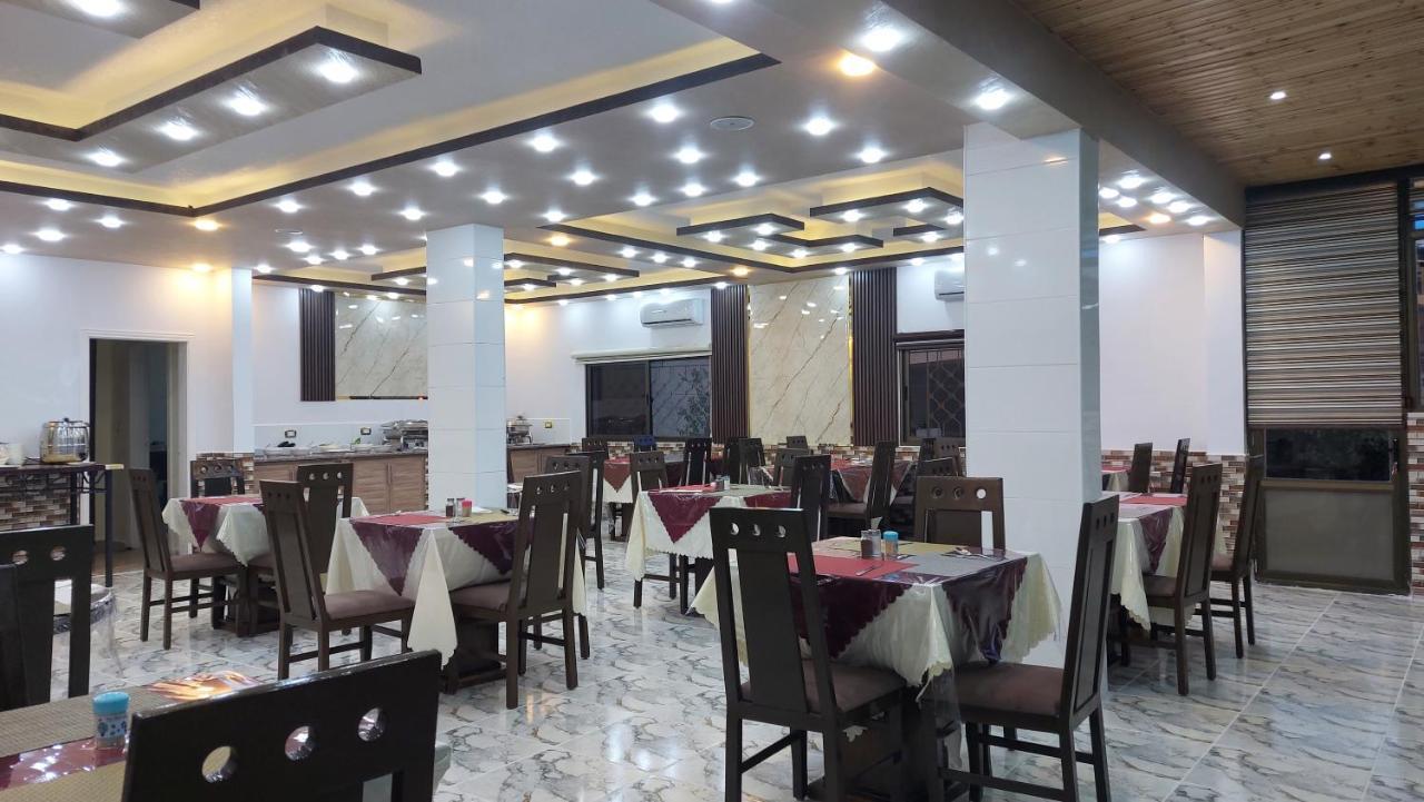 וואדי מוסא Petra Guests Hotel מראה חיצוני תמונה
