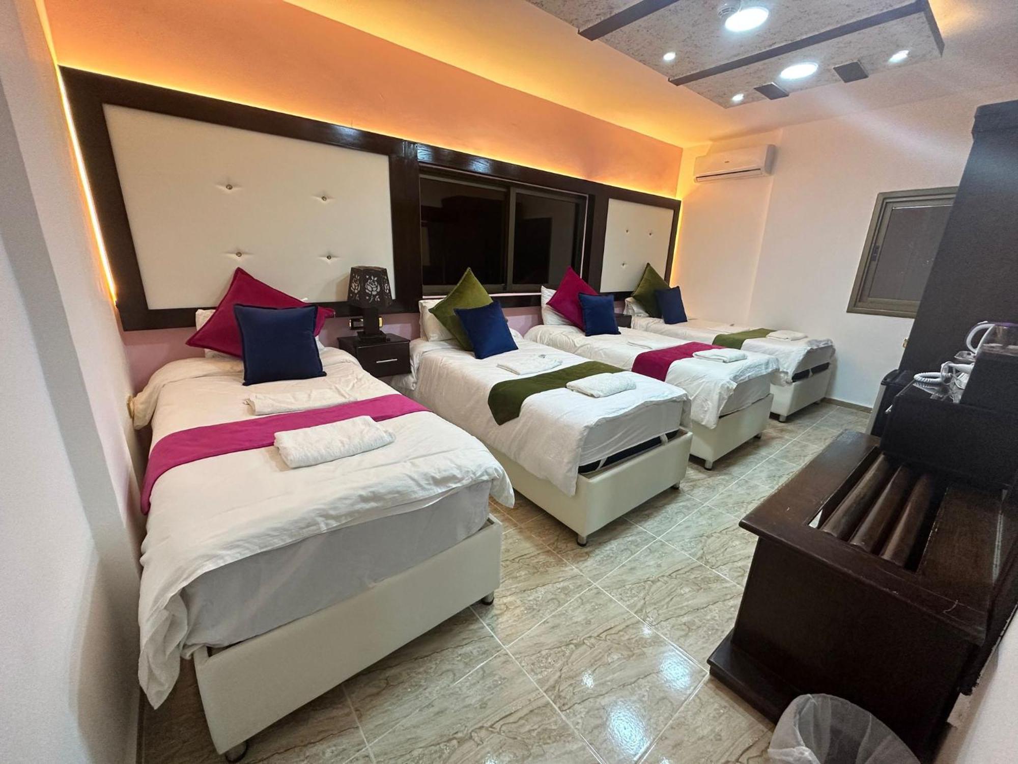 וואדי מוסא Petra Guests Hotel מראה חיצוני תמונה